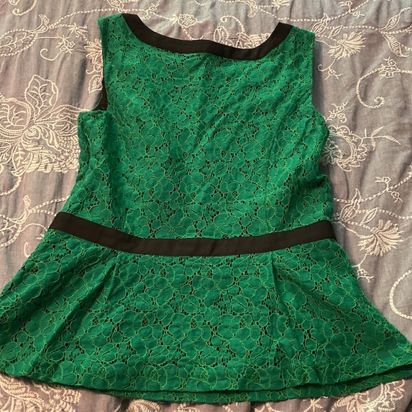 Jacob green lace size medium top with black trim. - Picture 3 of 4